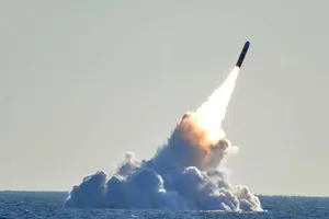 Cựu sĩ quan Trung Quốc khoe Bắc Kinh có vũ khí hạt nhân mới