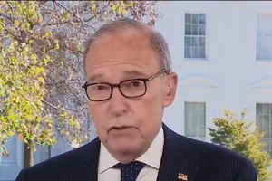 Cố vấn kinh tế trưởng của Nhà Trắng, ông Larry Kudlow trả lời phỏng vấn trên đài FOX NEWS hôm 20-11. Ảnh chụp màn hình