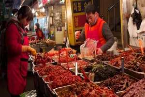 Người Hàn Quốc luôn tự hào về món kim chi của mình. Ảnh: Justin McCurry/THE GUARDIAN