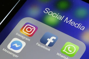 Các ứng dụng Instagram, Facebook, WhatsApp, Messenger đều thuộc quản lý của công ty Facebook. Ảnh: GETTY
