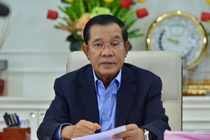 Thủ tướng Cambodia Hun Sen trong bài phát biểu qua Facebook hôm 15-12. Ảnh: GRAND NEWS 