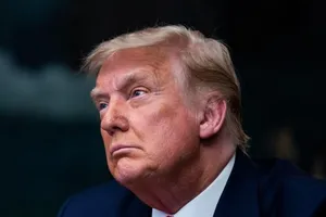 Ông Trump muốn tăng tiền cứu trợ, gây áp lực lên Quốc hội