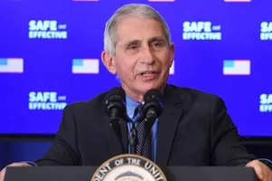 Tiến sĩ Anthony Fauci phát biểu tại một sự kiện mà Phó Tổng thống Mỹ Mike Pence đã được tiêm vaccine ngừa COVID-19 tại Nhà Trắng ở Washington vào ngày 18-12-2020.