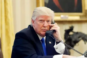 Tổng thống Donald Trump trong một phiên làm việc ở Nhà Trắng hồi tháng 3. Ảnh: REUTERS