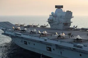 Máy bay chiến đấu F-35B trên tàu sân bay HMS Queen Elizabeth của Anh. Ảnh: UK DEFENCE JOURNAL