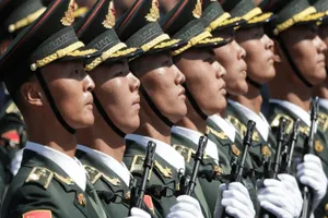 Quân đội Trung Quốc. Ảnh: ArmyNow.Net