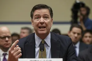 Cựu Giám đốc Cục Điều tra liên bang Mỹ James Comey. Ảnh: AP