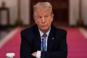 Nghị sĩ lưỡng đảng soạn nghị quyết chặn ông Trump tái tranh cử