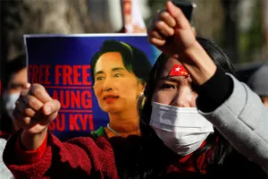 Quân đội truy tố bà Suu Kyi và Tổng thống Win Myint