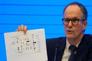 Ông Peter Ben Embarek, Trưởng nhóm điều tra nguồn gốc dịch COVID-19 của WHO. Ảnh: Ng Han Guan/AP