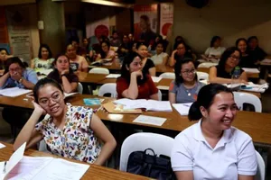 Philippines muốn "đổi" hàng ngàn y tá lấy vaccine từ Anh, Đức. Ảnh: REUTERS