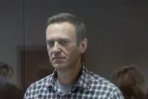 Nhân vật đối lập Nga Alexei Navalny tại tòa án quận Babuskinsky ở Moscow (Nga) hôm 20-2. Ảnh: CNN