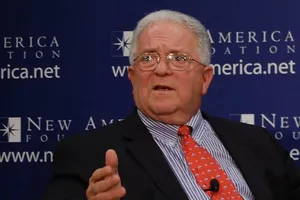 Cựu quan chức ngoại giao Mỹ Chas Freeman.