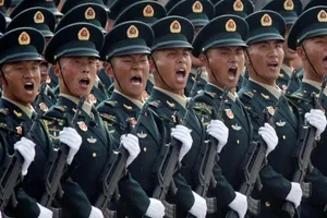 Quân đội Trung Quốc. Ảnh: REUTERS