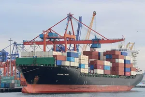 Tàu container Shahr e Kord (treo cờ Iran) đậu ở cảng Haydarpasa, TP Istanbul (Thổ Nhĩ Kỳ) hồi năm 2019. Ảnh: REUTERS