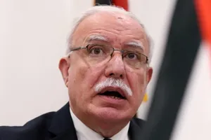 Ngoại trưởng Palestine Riyad al-Maliki bị chính quyền Israel giữ lại tại một cửa khẩu giữa Jordan và Bờ Tây hôm 21-3.