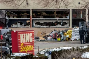 Hiện trường vụ xả súng tại nhà hàng King Scoopers, bang Colorado. Ảnh: CHET STRANGE/ ABC NEWS