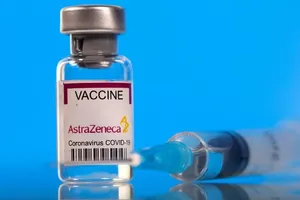 AstraZenec cập nhập hiệu quả vaccine ngừa COVID-19. Ảnh: REUTERS