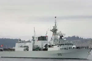 Biển Đông: Canada điều tàu chiến di chuyển gần Trường Sa. Ảnh: DEDDEDA STEMLER/THE CANADIAN PRESS