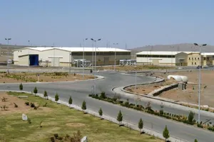 Cơ sở làm giàu uranium ở TP Natanz (Iran). Ảnh: REUTERS