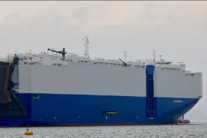 Tàu Hyperion Ray. Ảnh: GULFNEWS/MARJAN STROPNIK