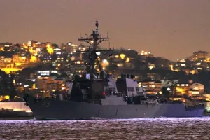 Ảnh minh họa - Tàu khu trục mang tên lửa dẫn đường USS Donald Cook của Hải quân Mỹ tại Biển Đen hôm 23-1. Ảnh: USNI NEWS