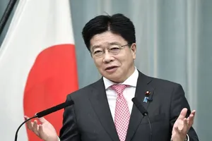 Chánh Văn phòng Nội các Nhật Bản Katsunobu Kato. Ảnh: AFP