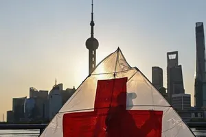 Hội Chữ thập đỏ Trung Quốc (RCSC) quyết định chuyển 1 triệu USD và thêm nhiều thiết bị y tế cho Ấn Độ.