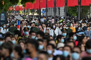 Trung Quốc khuyến khích các cặp vợ chồng sinh 3 con