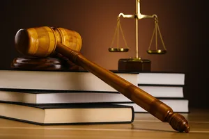 Lãnh 15 năm tù vì lên mạng mua sổ hồng giả để vay tiền