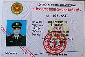 Thẻ công an giả Điệp Ngọc Hà mua qua mạng