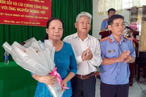 Xin lỗi oan người 33 năm gánh tội từ trên trời rơi xuống