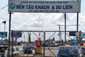 Cần Thơ tạm dừng hoạt động tất cả xe, tàu và đò