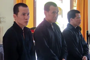 Mâu thuẫn trong làm ăn, thuê người dằn mặt đối thủ