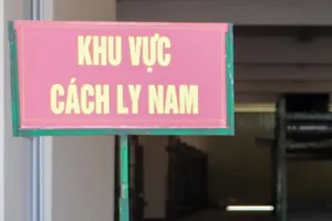 Bị phạt 3,5 triệu vì leo rào trốn khỏi khu cách ly tập trung