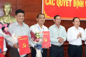 Ông Hồ Văn Phú đắc cử Chủ tịch huyện Phụng Hiệp