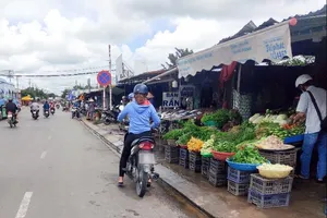 Cần Thơ: Xử lý lấn chiếm vỉa hè như 'bắt cóc bỏ dĩa’