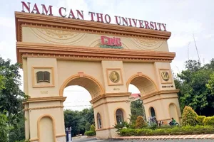 Cần Thơ: trường ĐH buộc sinh viên đóng tiền để trồng cây