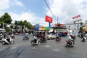 Cần Thơ: Chưa thống nhất xây cầu vượt để giải quyết ùn tắc