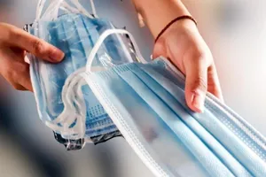 Công an cảnh giác thủ đoạn phát khẩu trang miễn phí có tẩm thuốc mê