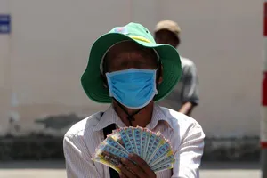 Sóc Trăng đề xuất hỗ trợ người bán vé số bị ảnh hưởng bởi dịch COVID-19