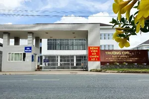 Cận cảnh bên trong Bệnh viện Dã chiến số 1 điều trị COVID-19 