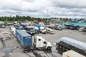 Chở hàng hóa đến Cần Thơ không cần sang hàng, đổi tài xế