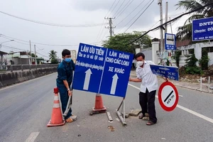 Hậu Giang dỡ chốt trên quốc lộ 1A, người dân mừng vui