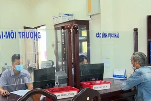 Hậu Giang: Tạm ngừng nhận hồ sơ trực tiếp ở địa bàn có dịch cấp 3 và 4