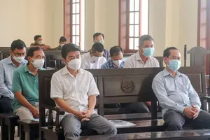 VKS giữ nguyên quan điểm truy tố cựu phó chủ tịch quận Bình Thủy, Cần Thơ