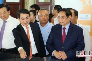 Chùm ảnh: Thủ tướng dự Hội nghị xúc tiến đầu tư tỉnh Hậu Giang