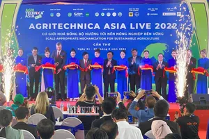 Bộ trưởng nói về câu chuyện đáng khâm phục của 'kỹ sư chân đất'