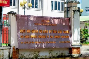 Thực hư việc 1 chấp hành viên thi hành án dân sự ở Hậu Giang bị bắt