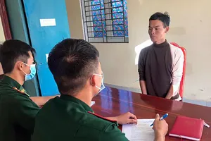  Cứu 9 người Trung Quốc đang trôi dạt trên biển Phú Quốc